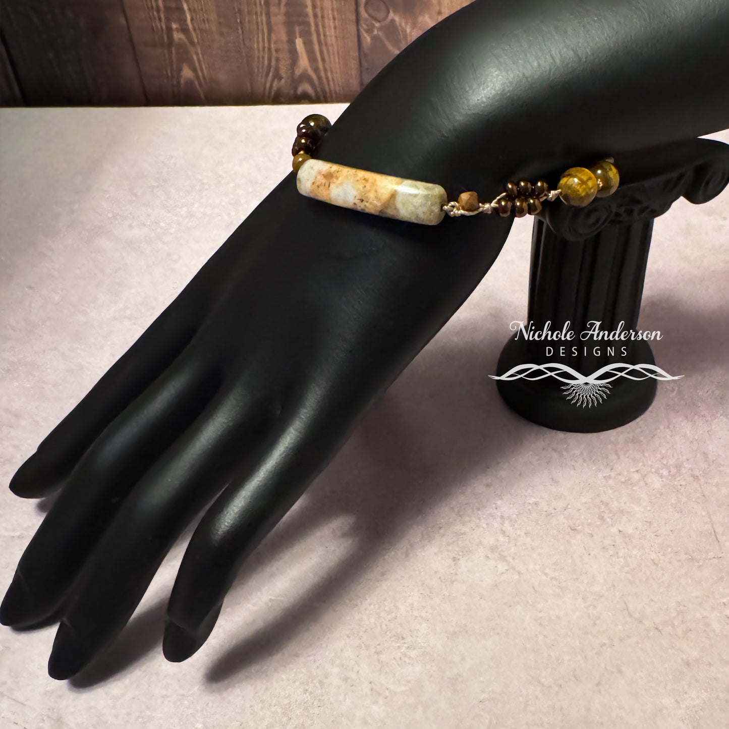 Crazy Lace Agate & Tiger Eye Bracelet, Adjustable from 7" to 10½ inches.