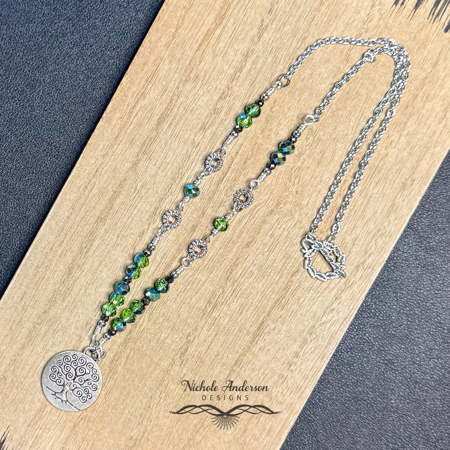 Tree of Life Pendant Necklace, 21 inches in long, 1 inch Pendant