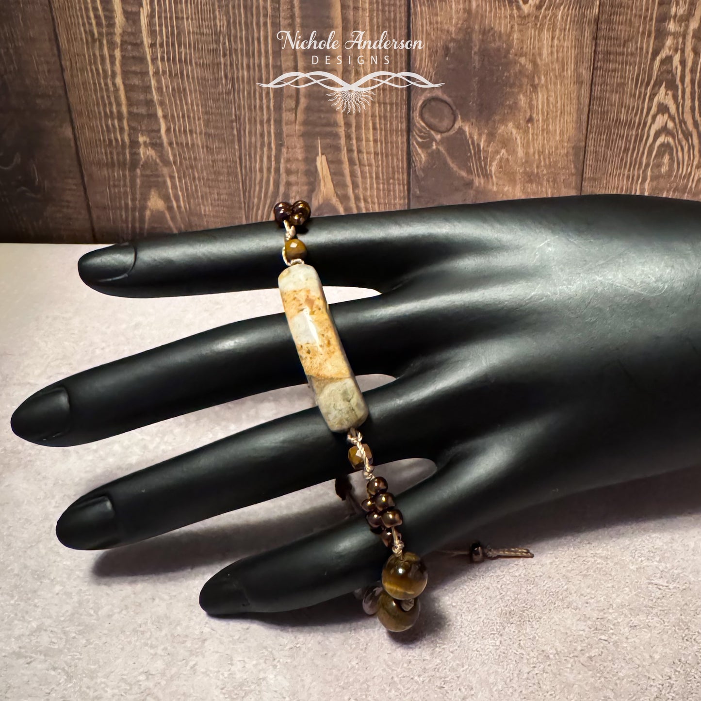 Crazy Lace Agate & Tiger Eye Bracelet, Adjustable from 7" to 10½ inches.